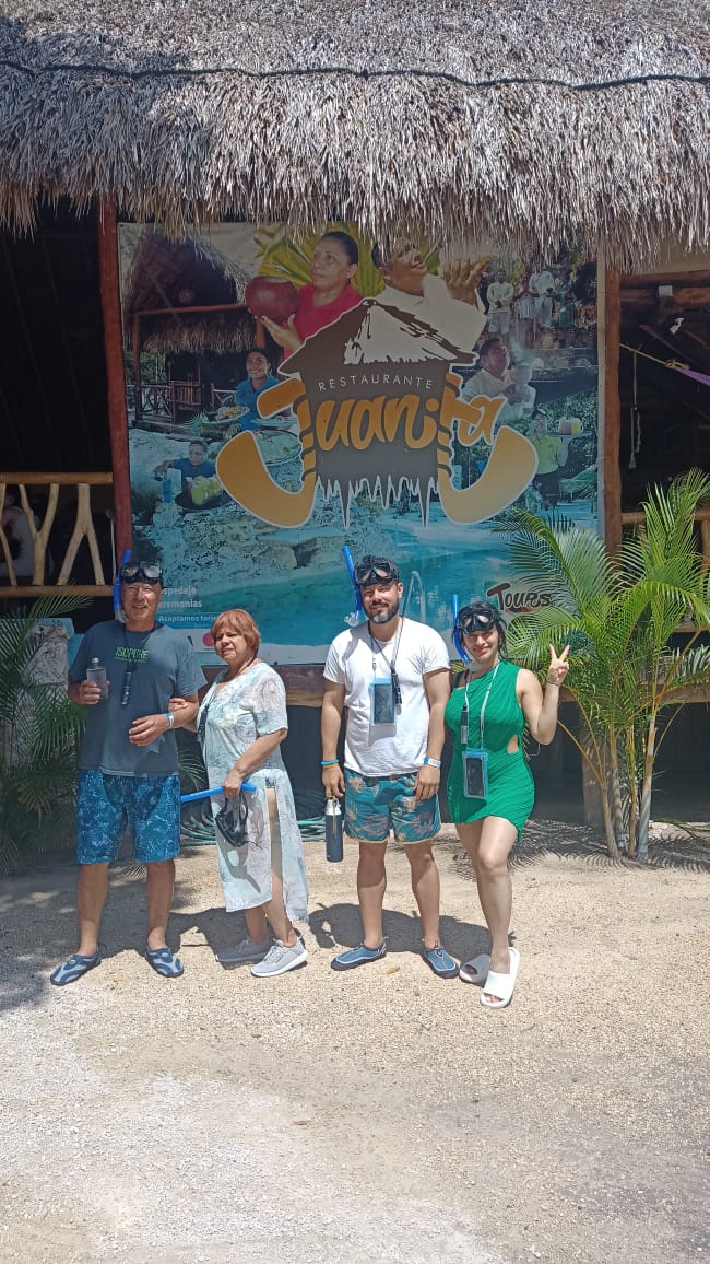 Visitando el cenote Dos Ojos y el cenote Sak Ak Tun